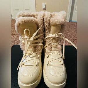 Shiny Crumpled Calfskin Velvet Shearling Lace Up Boots 37 Ivory